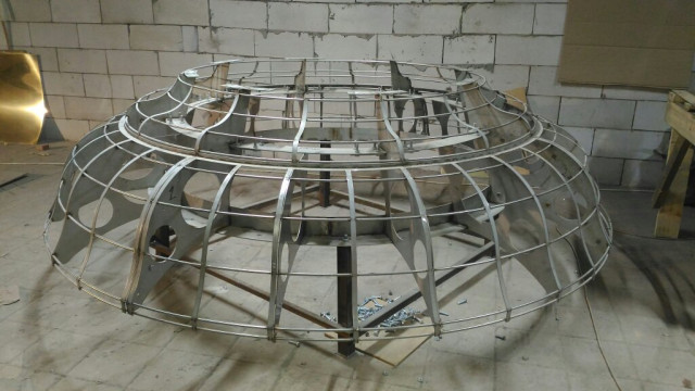 Детали купола сделанные на московском заводе. Ещё до отправки из Москвы