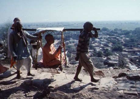Ноябрь 1971 года. Шрила Прабхупада на Варшане