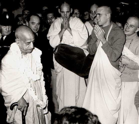Foto 9 9 May 1971 goda Pribytie Shrily Prabhupady v Sidney
