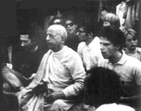 Srila-Prabhupada-Starts-the-Hare-Krishna-Movement-in-Tompkins-Square-Park-New-York-1966