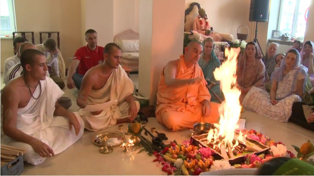 2009.06.20. Yagya H.H. Bhaktividya Purna Swami Riga LATVIA