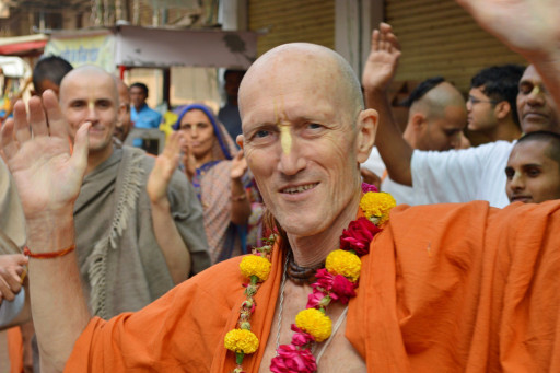 Bhakti Vikasa Swami z2