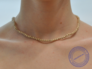 Кантхималы (бусы) из Туласи. 1 ряд. С Радха-кунды (эксклюзив). Средние. Светлые.