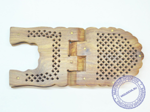 Резная деревянная подставка для книг (в ассортименте)