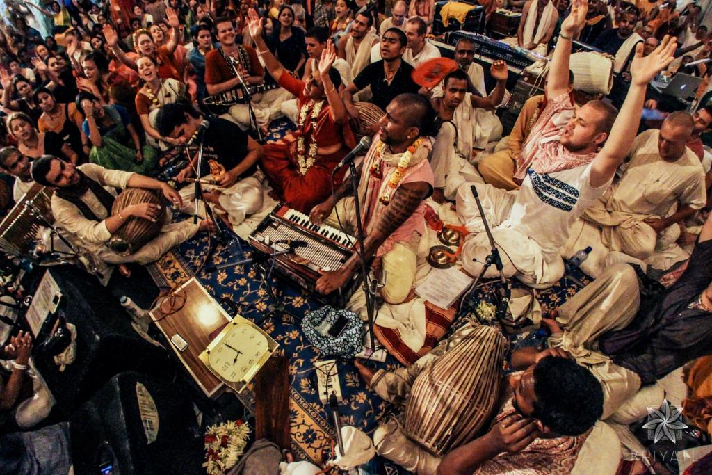 kirtan mela majyapur 2013