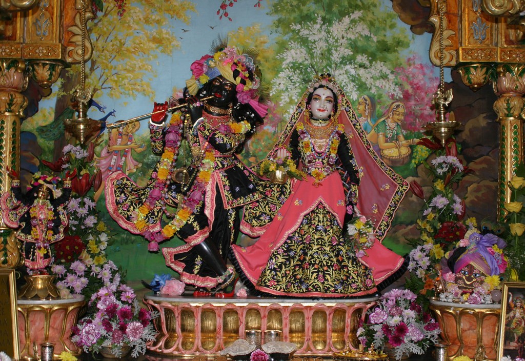 Radha-Syamasundara New Vraja Dham Hungary-2014