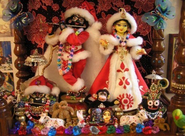 radha-krishna-santa-klaus-4