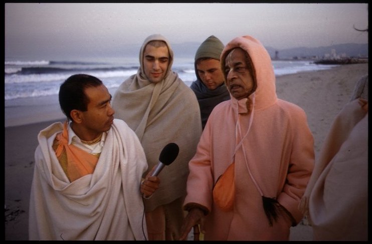 Bhakti Swarupa Damodara Swami with Srila Prabhupada